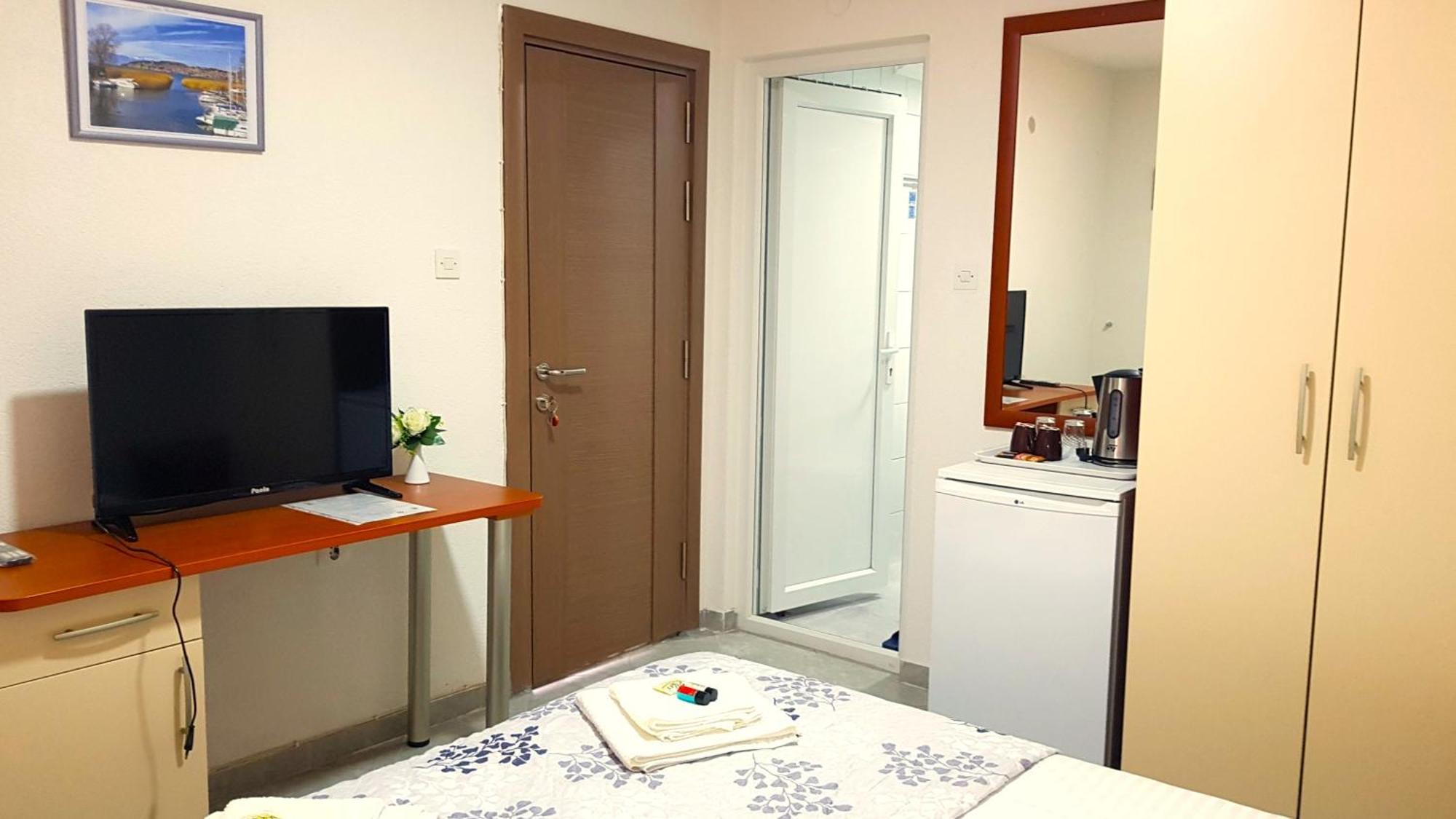 Studio Apartment Lis Ohrid Exteriör bild